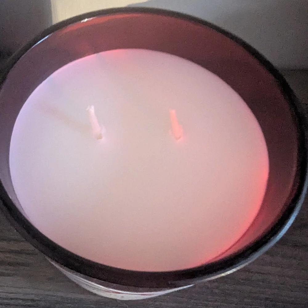 DW Home Soft Cherry Kiss Red Candle